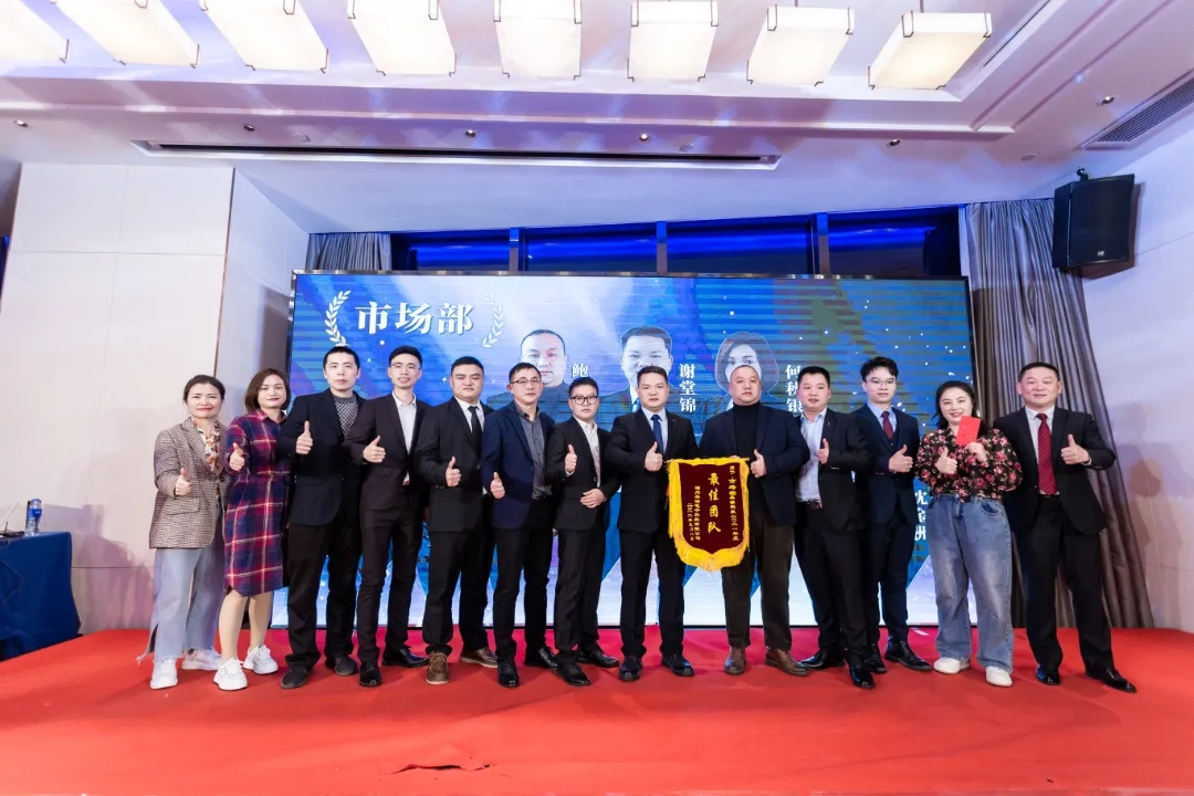 “共濟(jì)十載，贏創(chuàng)未來(lái)” 英諾科技十周年暨2022迎新晚宴圓滿舉行！